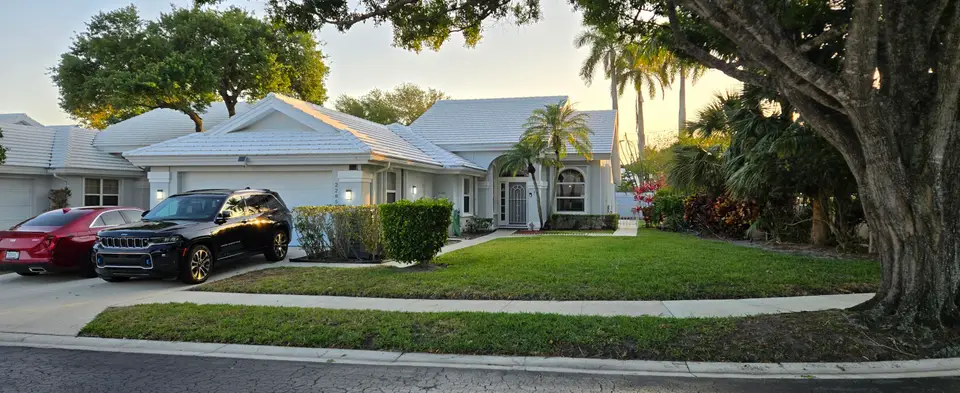 2285 Saratoga Lane, West Palm Beach, FL 33409 West Palm Beach