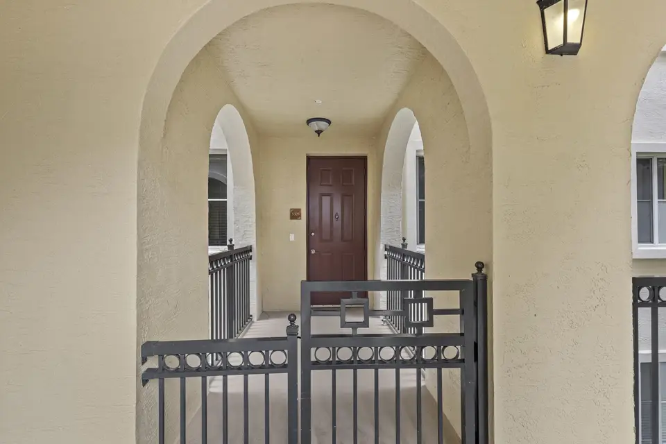 2900 NW 125th Avenue 3-305, Sunrise, FL 33323 Sunrise