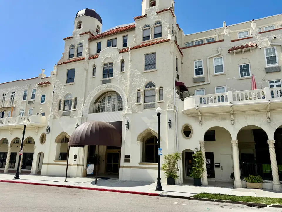 235 Sunrise Avenue Unit # 2008, Palm Beach, FL 33480 Palm Beach