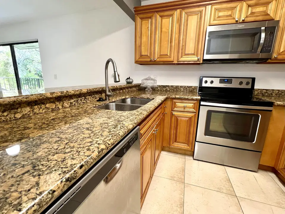 1581 Balfour Point Drive E, West Palm Beach, FL 33411 West Palm Beach