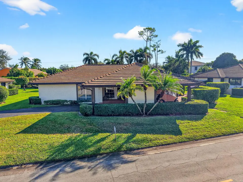 440 Pine Villa Drive, Atlantis, FL 33462 Atlantis
