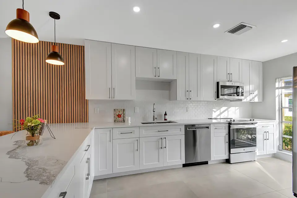 13602 Via Flora Apt C, Delray Beach, FL 33484 Delray Beach