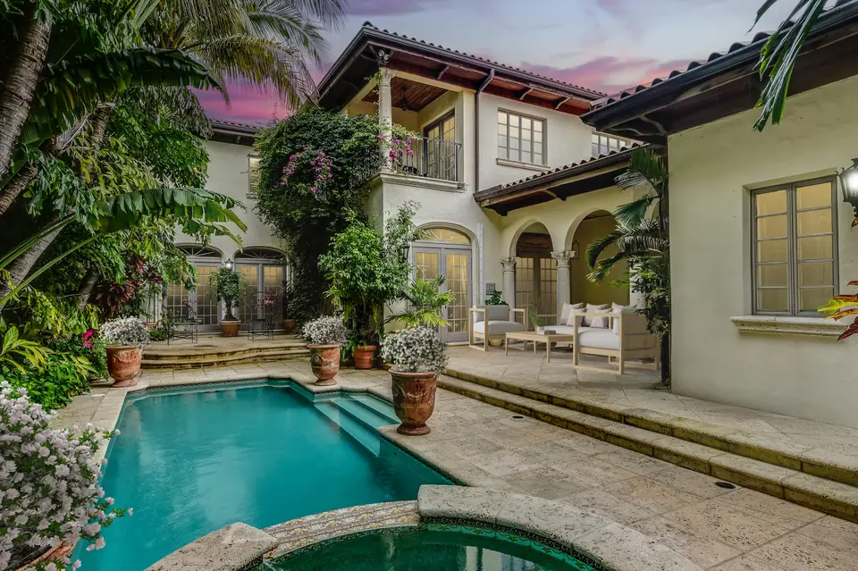446 Brazilian Avenue, Palm Beach, FL 33480 Palm Beach