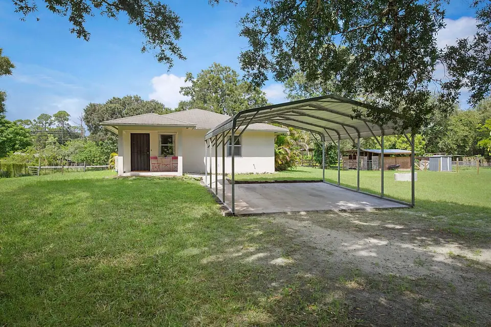 359 W D Road 1a, Loxahatchee Groves, FL 33470 Loxahatchee Groves