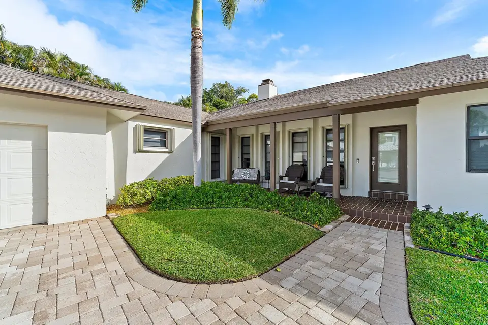 348 River Drive, Tequesta, FL 33469 Tequesta