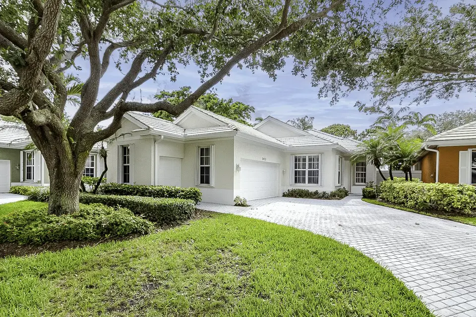 2432 SW Brookwood Lane, Palm City, FL 34990 Palm City