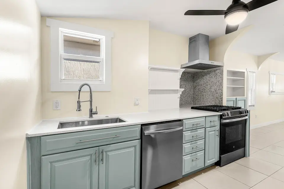 409 S M Street, Lake Worth Beach, FL 33460 Lake Worth Beach
