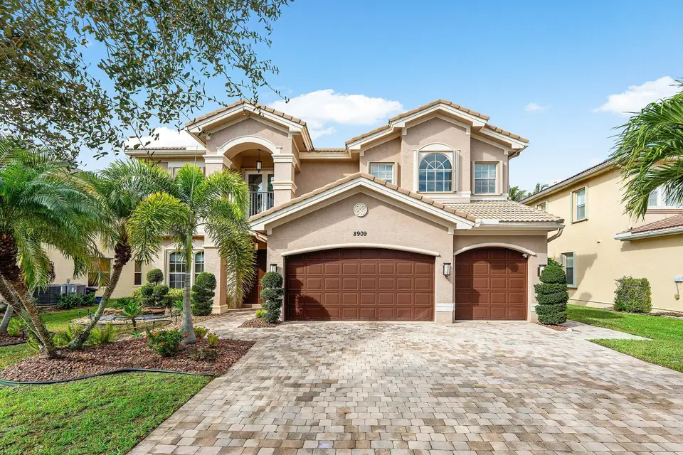 8909 Woodgrove Ridge Court, Boynton Beach, FL 33473 Boynton Beach