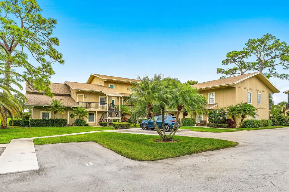 9179 SE Riverfront Terrace F, Jupiter, FL 33469 Jupiter
