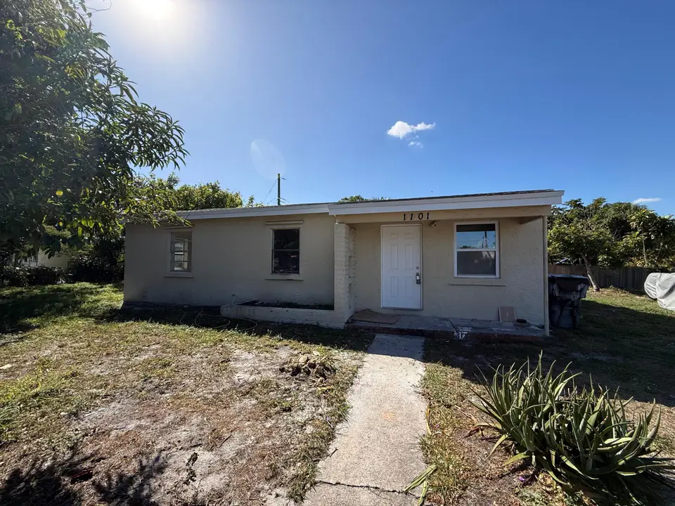 1101 14th Court S, Lake Worth Beach, FL 33460 Lake Worth Beach