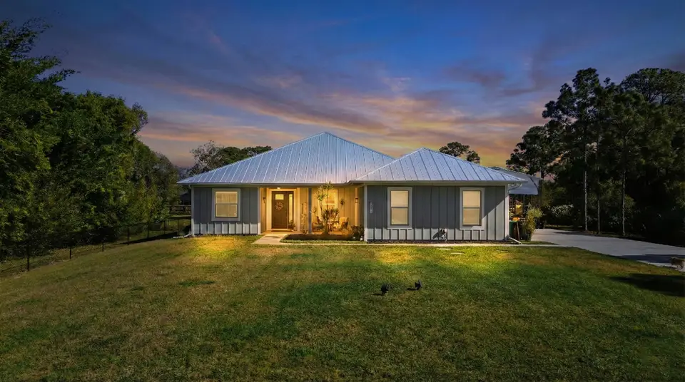5458 Silver Oak Drive, Fort Pierce, FL 34982 Fort Pierce