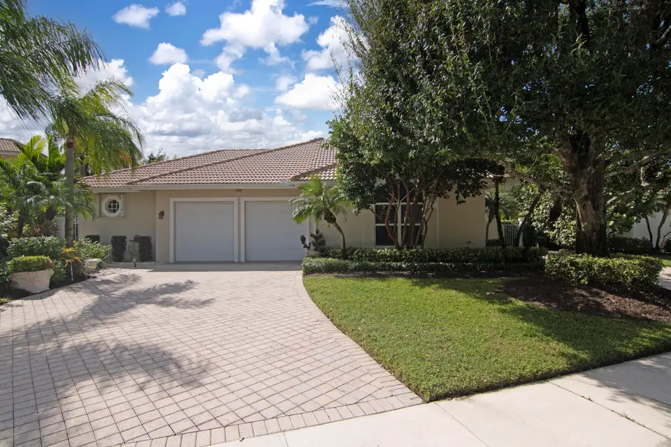 2771 Twin Oaks Way, Wellington, FL 33414 Wellington