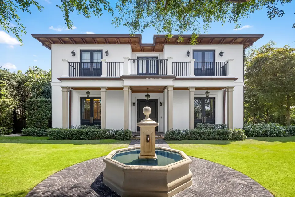 1053 N Lake Way, Palm Beach, FL 33480 Palm Beach