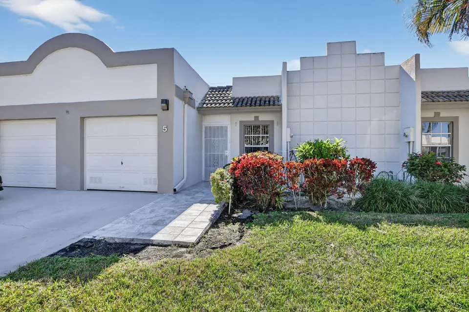 9110 Fairbanks Lane 5, Boca Raton, FL 33496 Boca Raton