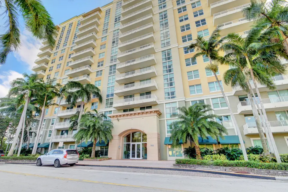 625 Casa Loma Boulevard 403, Boynton Beach, FL 33435 Boynton Beach