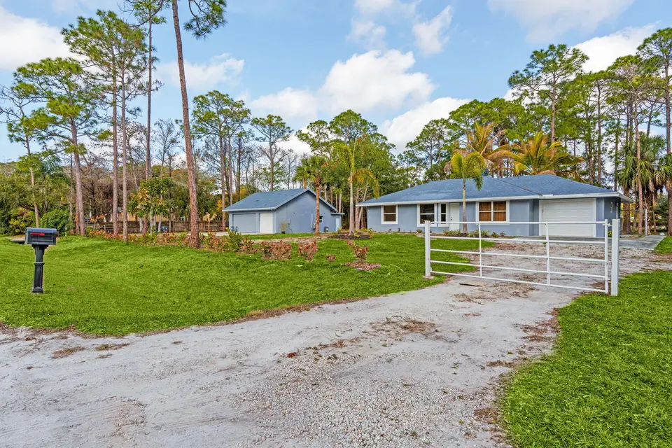 15809 85th Road N, Loxahatchee, FL 33470 Loxahatchee