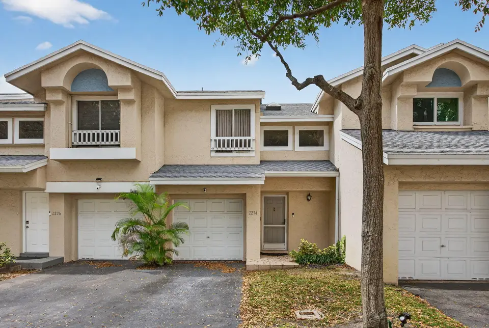 2274 Discovery Circle W 2274, Deerfield Beach, FL 33442 Deerfield Beach