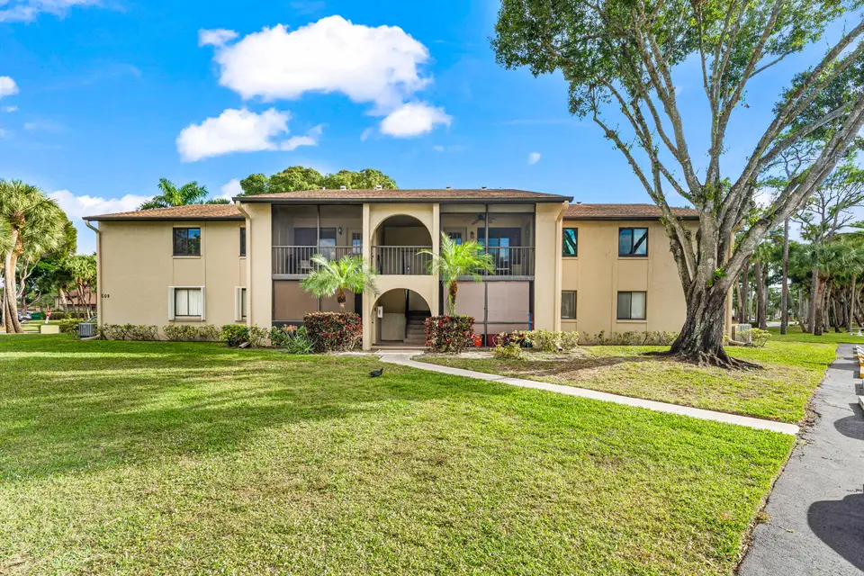 508 Shady Pine Way D2, Greenacres, FL 33415 Greenacres