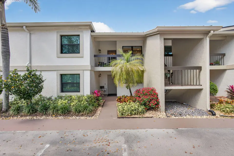 12871 Briarlake Drive 203, Palm Beach Gardens, FL 33418 Palm Beach Gardens