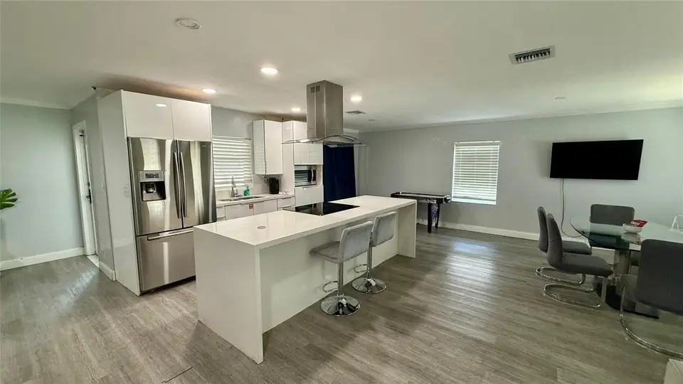 8231 SW 9th Street, North Lauderdale, FL 33068 North Lauderdale