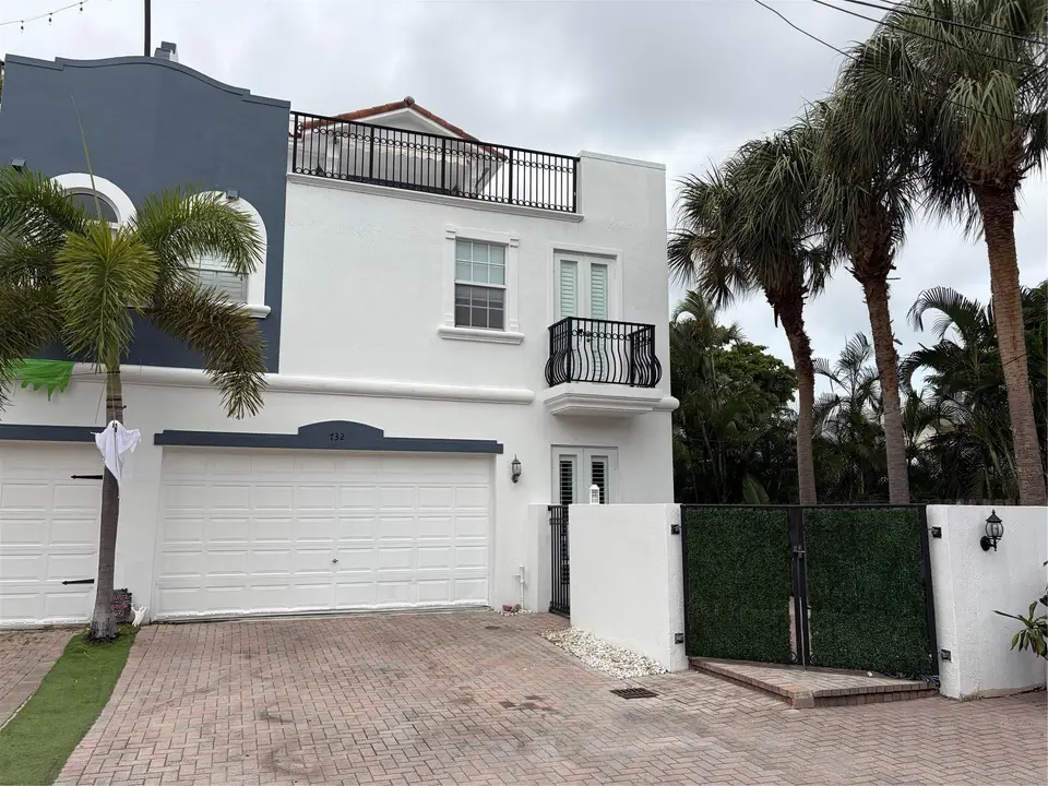 732 NE 15th Avenue, Fort Lauderdale, FL 33304 Fort Lauderdale