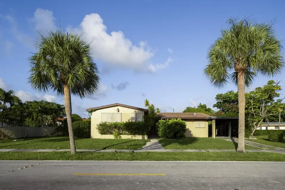 18140 S Glades Drive, North Miami Beach, FL 33162 North Miami Beach