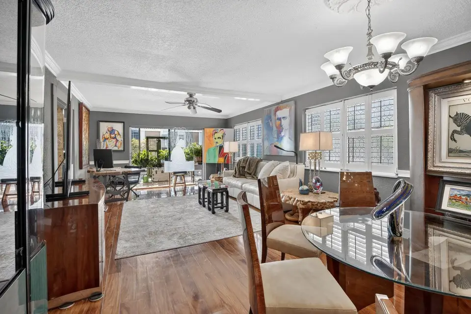 3050 NE 16th Avenue 207, Oakland Park, FL 33334 Oakland Park