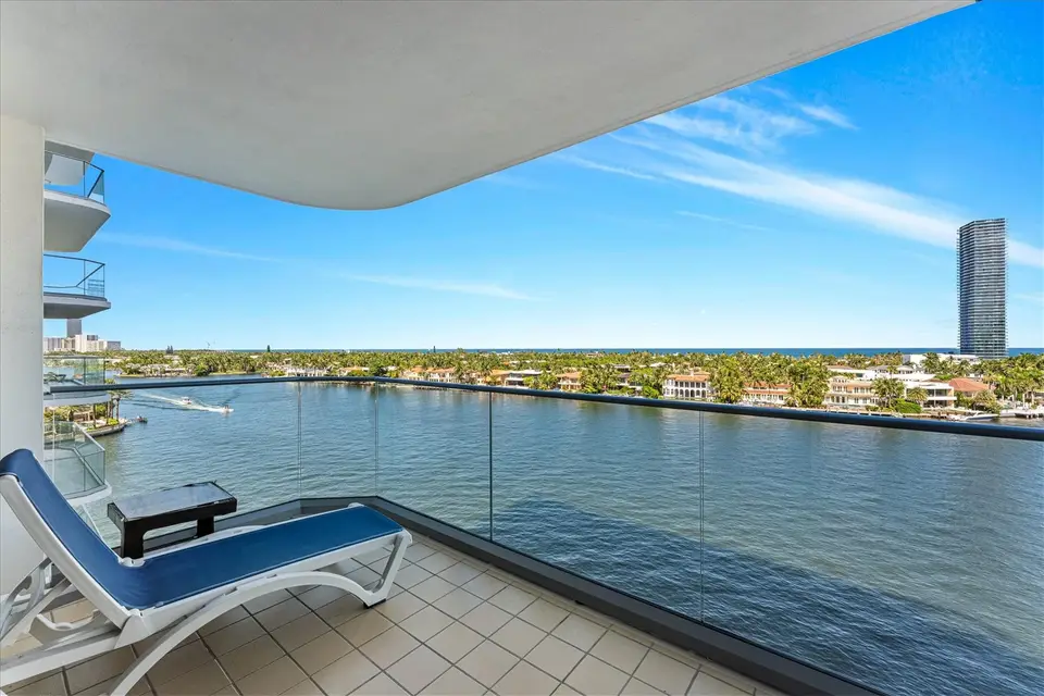 19707 Turnberry Way 9J, Aventura, FL 33180 Aventura