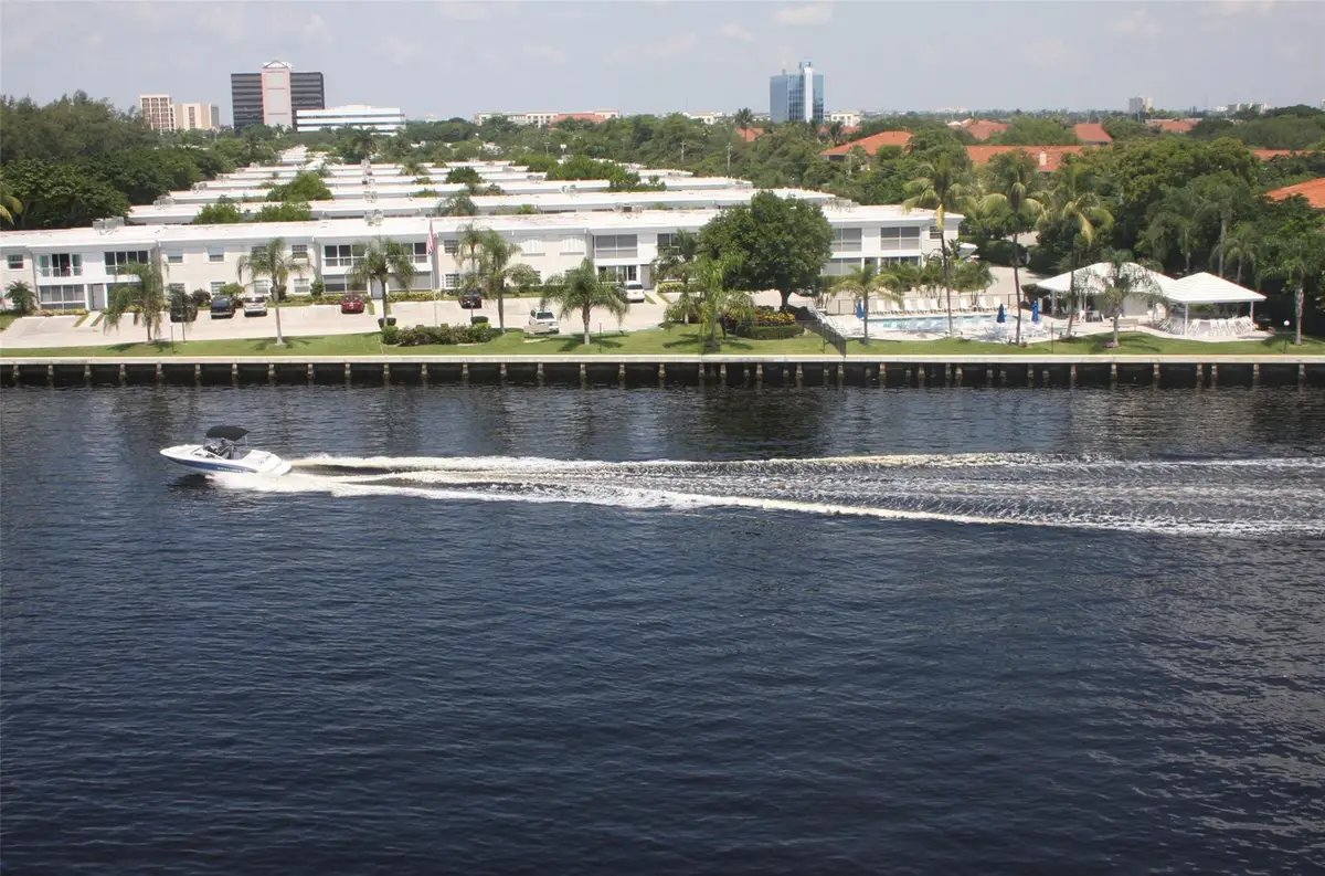 Community on the Intercoastal!!!