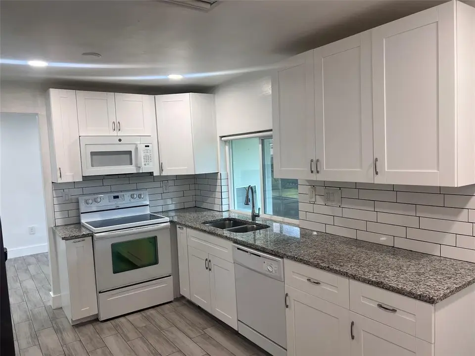 8361 NW 27th Place, Sunrise, FL 33322 Sunrise