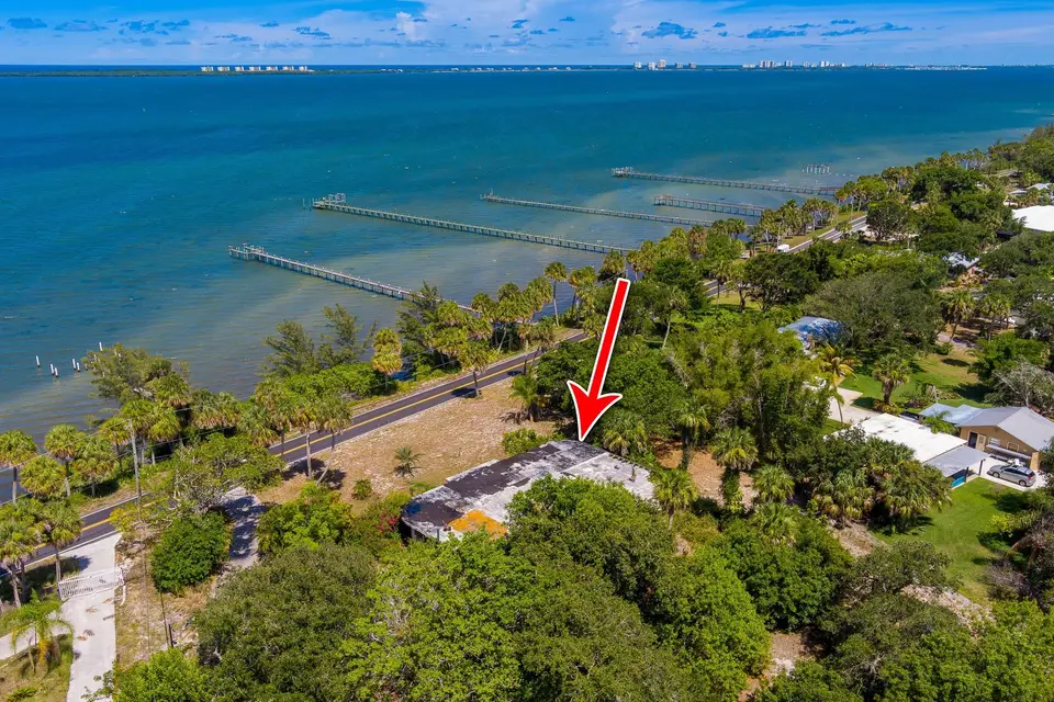 8605 S Indian River Drive, Fort Pierce, FL 34982 Fort Pierce