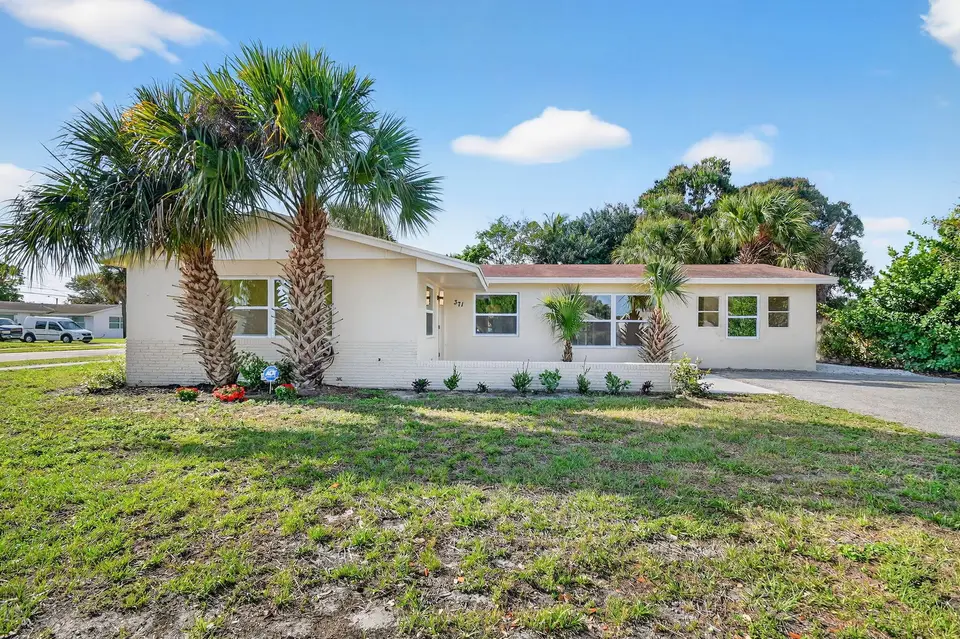 371 W 34th Street, Riviera Beach, FL 33404 Riviera Beach