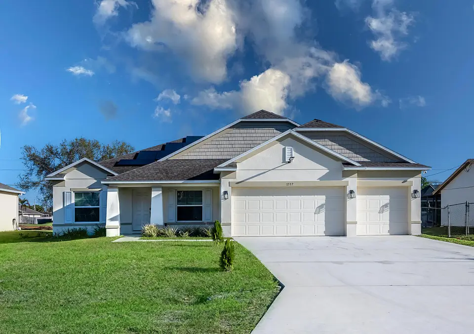 1557 SW Medley Lane SW, Port St. Lucie, FL 34953 Port St. Lucie
