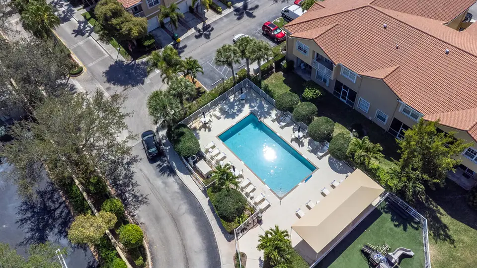 110 Lighthouse Circle H, Tequesta, FL 33469 Tequesta