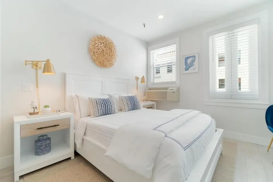 235 Sunrise Avenue Unit 2016, Palm Beach, FL 33480 Palm Beach