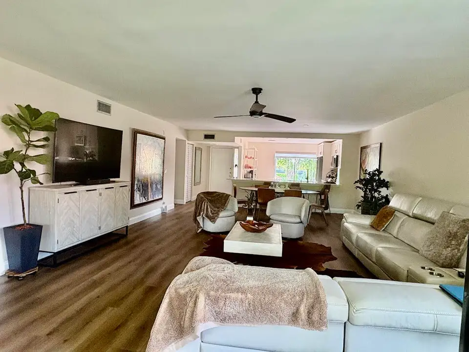 11280 Green Lake Drive 203, Boynton Beach, FL 33437 Boynton Beach