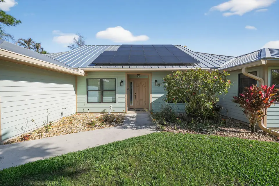 8535 SE May Terrace, Hobe Sound, FL 33455 Hobe Sound