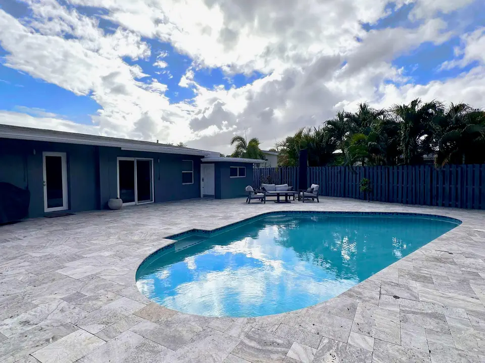 525 NE 27th Street, Wilton Manors, FL 33334 Wilton Manors