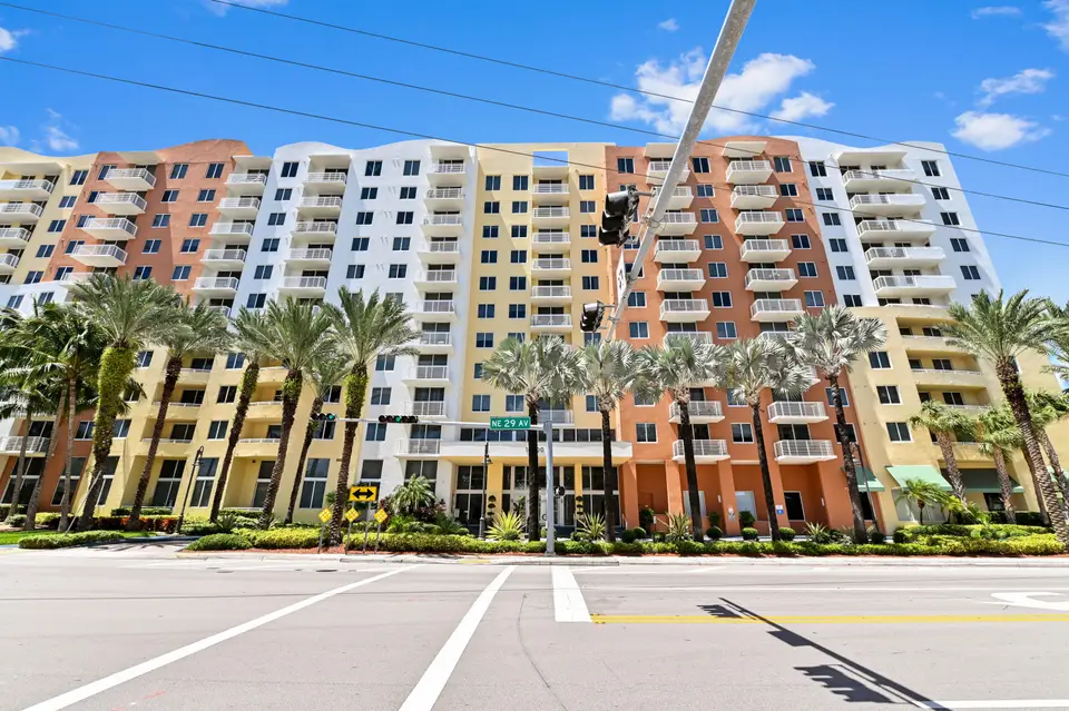 18800 NE 29th Avenue 816, Aventura, FL 33180 Aventura