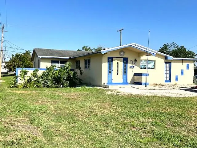 725 SE 1st Street, Belle Glade, FL 33430 Belle Glade