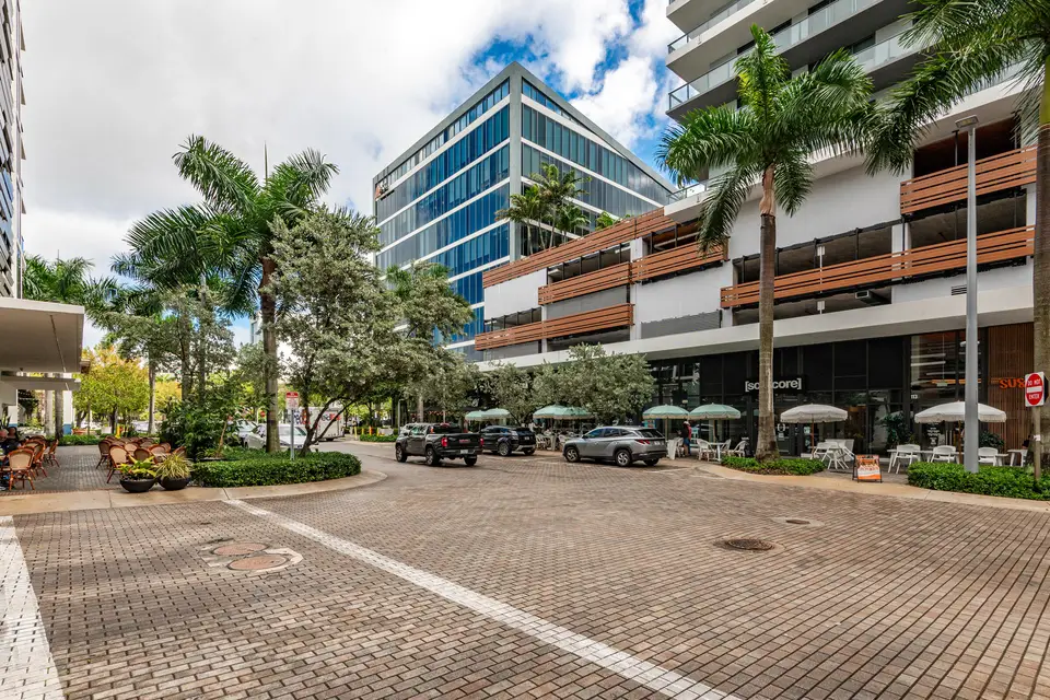 2960 NE 207th Street 708, Aventura, FL 33180 Aventura