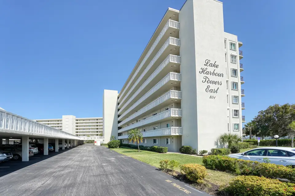801 Lake Shore Drive 112, Lake Park, FL 33403 Lake Park