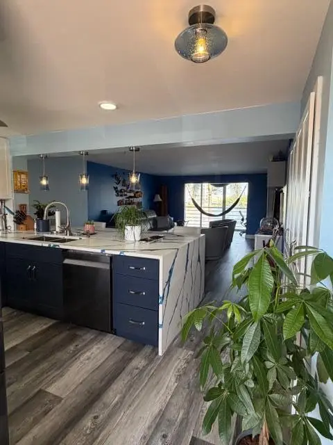 131 SE 3rd Avenue 202, Dania Beach, FL 33004 Dania Beach