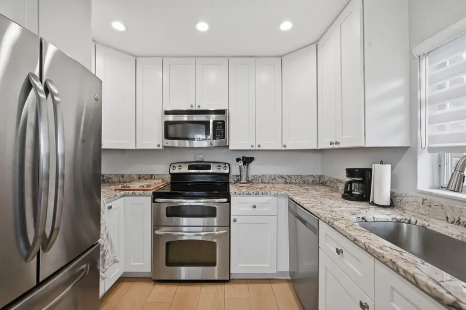 324 Orange Tree Drive 4, Atlantis, FL 33462 Atlantis