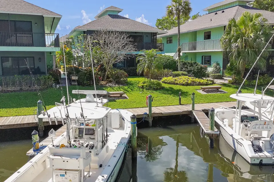 4083 SE Centerboard Lane 3-a, Stuart, FL 34997 Stuart
