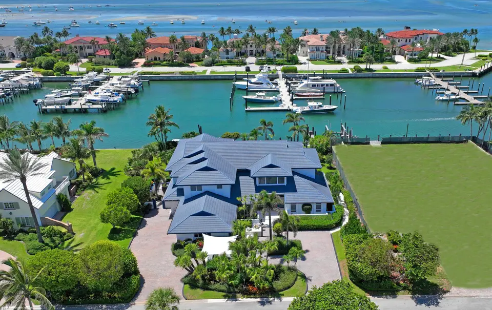 6819 SE South Marina Way, Stuart, FL 34996 Stuart