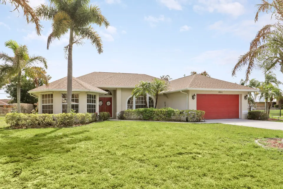 1991 SE Manth Lane, Port St. Lucie, FL 34983 Port St. Lucie
