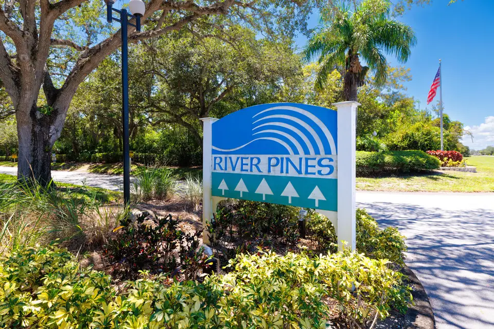 6197 SE Riverboat Drive 1008, Stuart, FL 34997 Stuart