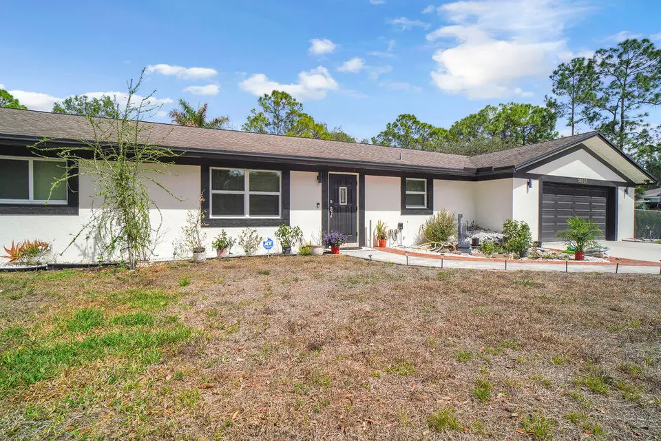 18057 N 40th Run N, The Acreage, FL 33470 The Acreage