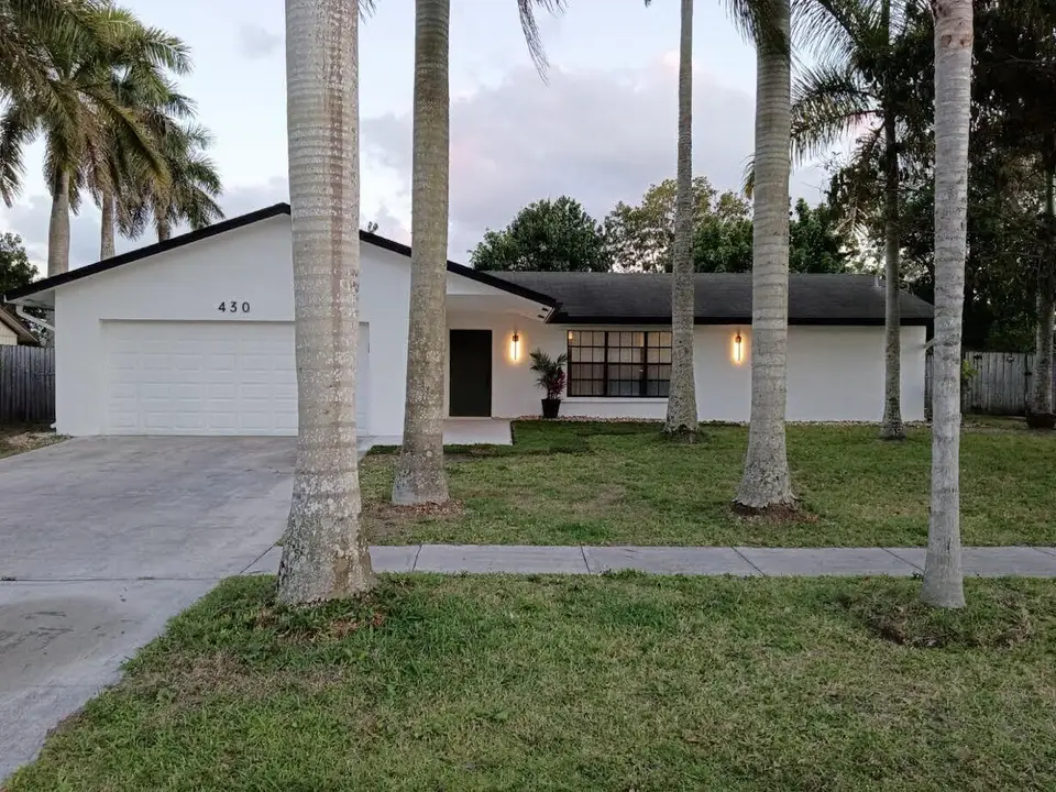 430 La Mancha Avenue, Royal Palm Beach, FL 33411 Royal Palm Beach